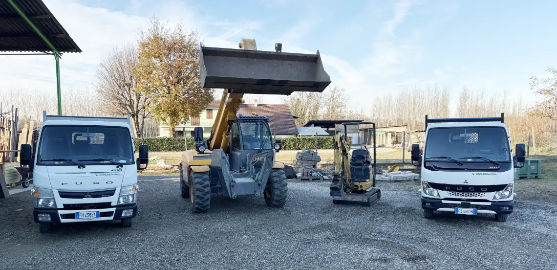 parco mezzi - Carlino Edilizia